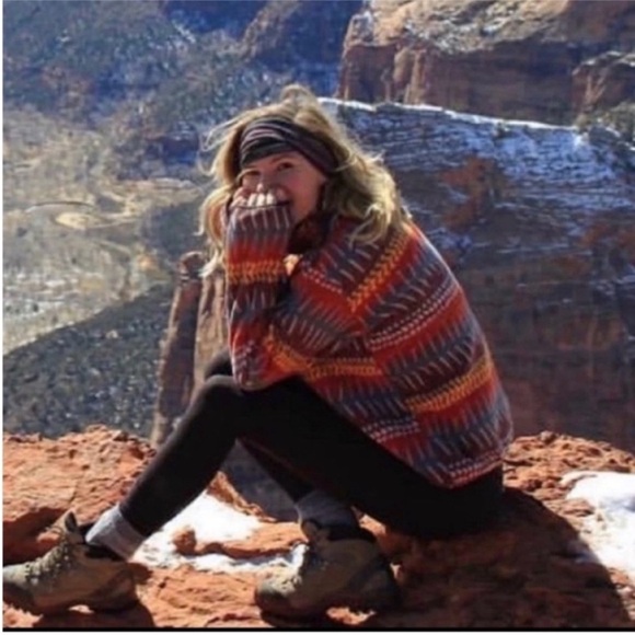 Patagonia Fleece Synchilla Fleece Pullover Laughing Waters Dark Ruby Small - Picture 14 of 17